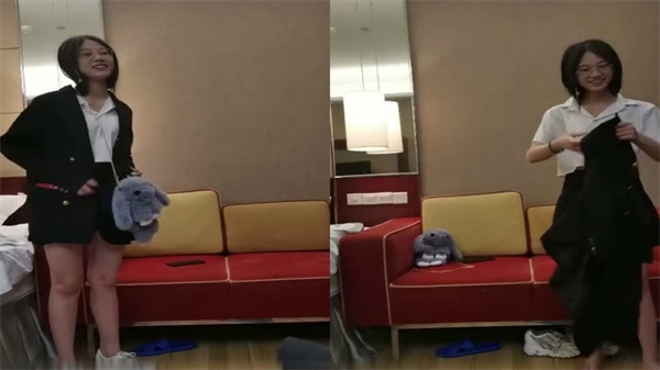 兼职校花酒店连续被土豪包养玩弄，高潮迭起欲仙欲死